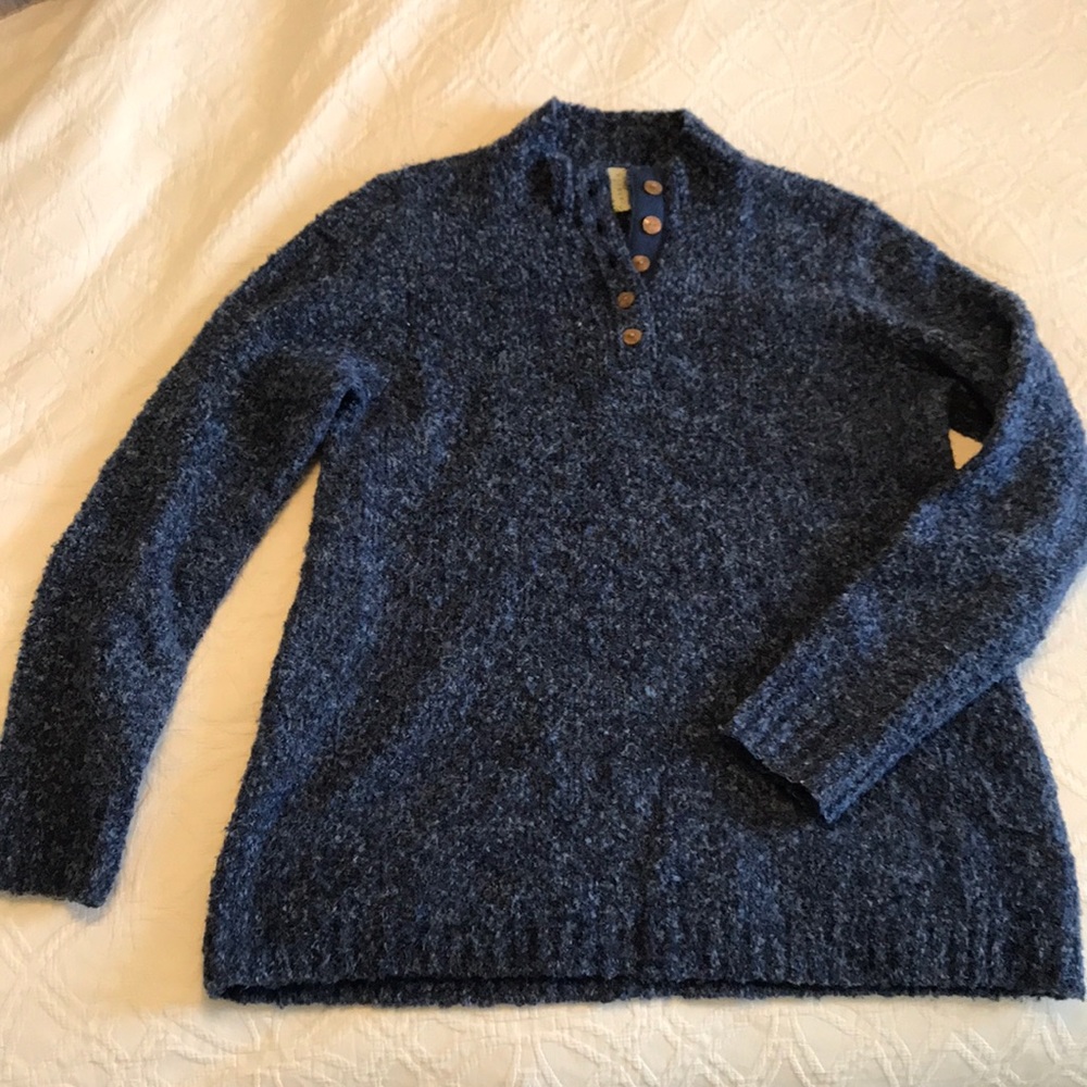 Sahaile sweater